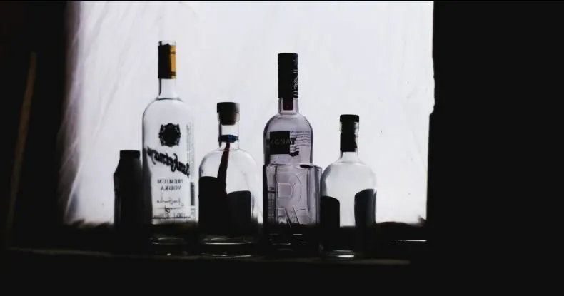 garrafas bebidas alcoolicas