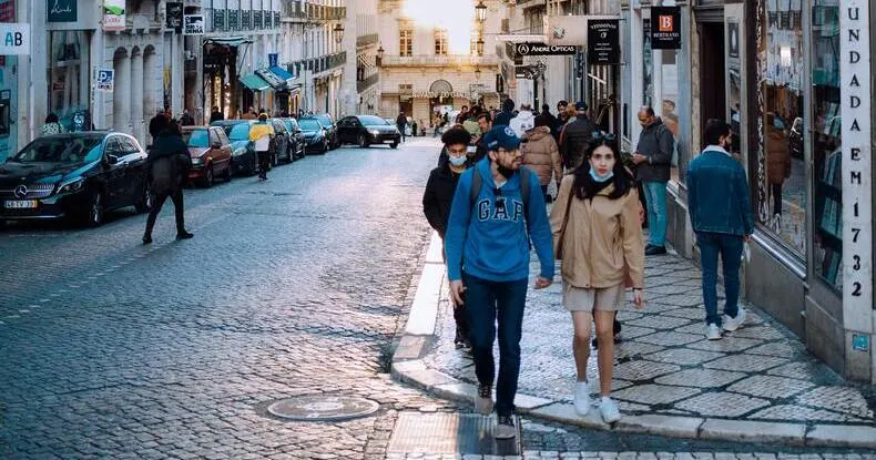 Conselho de Conwy, no País de Gales, repassa dados de hábitos de compra e localização obtidos a partir de celulares ao comércio da cidade