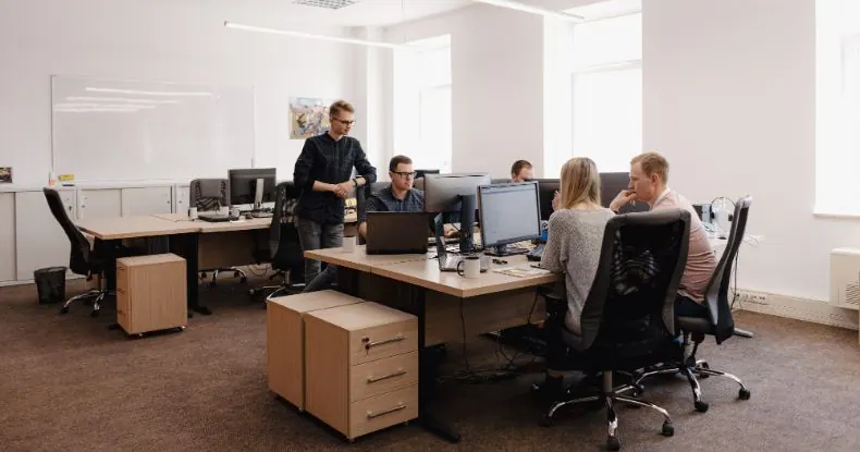 Jornada de trabalho diminuiu 37 minutos no último ano