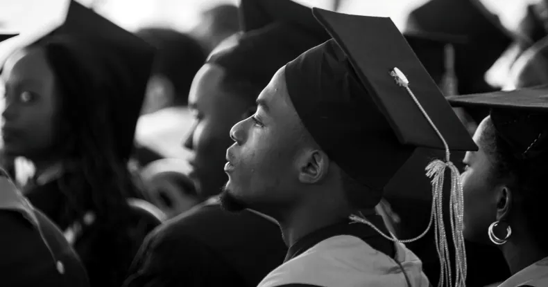 Jovens que se formam em 2025 enfrentam mercado de trabalho mais competitivo