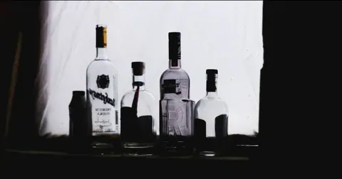 garrafas bebidas alcoolicas
