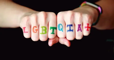 benefícios para pessoas trans