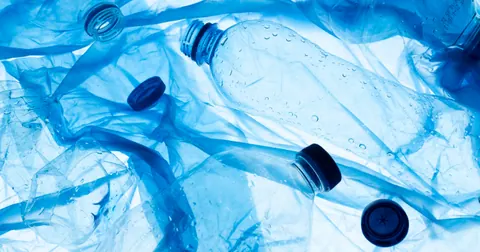 Startup britânica Fabricnano desenvolveu uma nova tecnologia para fabricar plástico a partir de plantas de forma mais eficiente