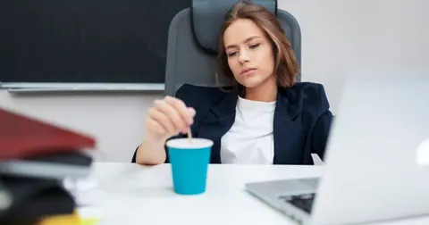 Em quatro anos, qualidade do emprego retrocedeu, diz pesquisa