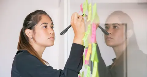 Mesmo com IA, habilidades humanas ainda serão bastante demandadas