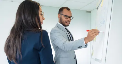 Mentoria: principais funções no RH, tipos e como implementar