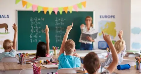 Semana de quatro dias na escola cresce nos EUA