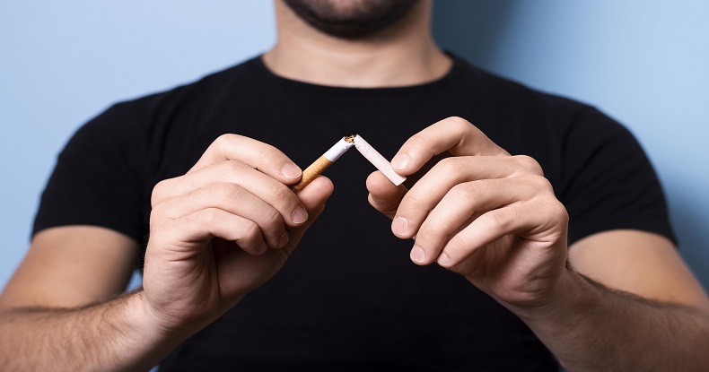 Nesta empresa japonesa os funcionários não podem fumar durante o expediente — mesmo em home office