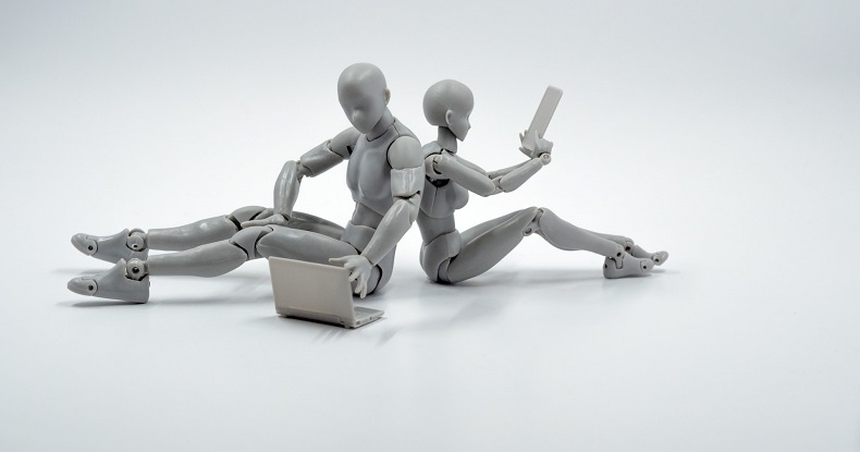 Amazon quer substituir trabalho humano