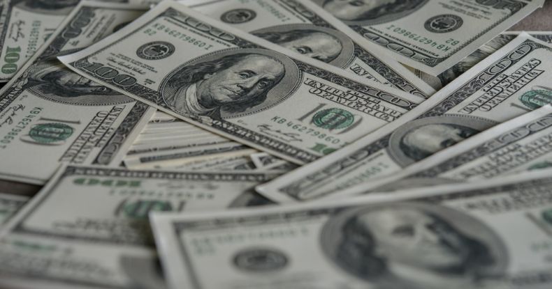 Desde sexta-feira, o banco central dos Estados Unidos anunciou intervenção para fechar bancos e evitar crise econômica como a de 2008